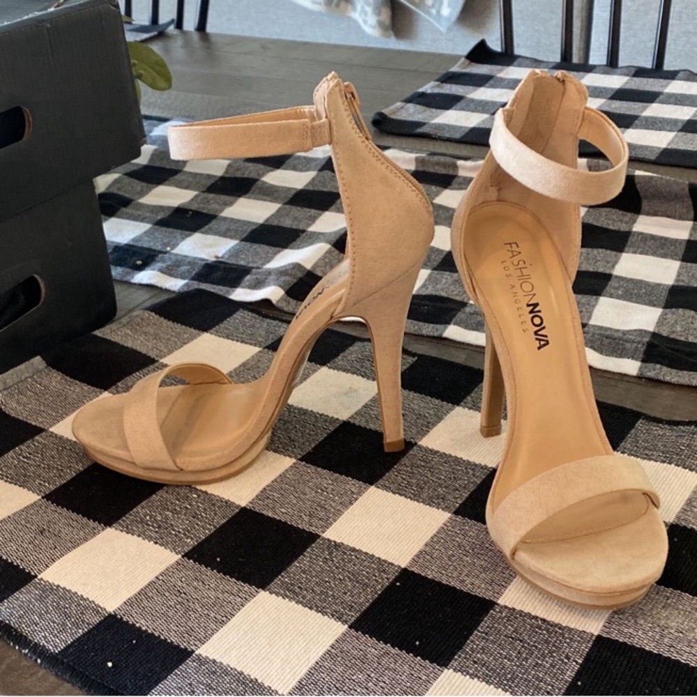 Fashion Nova heels